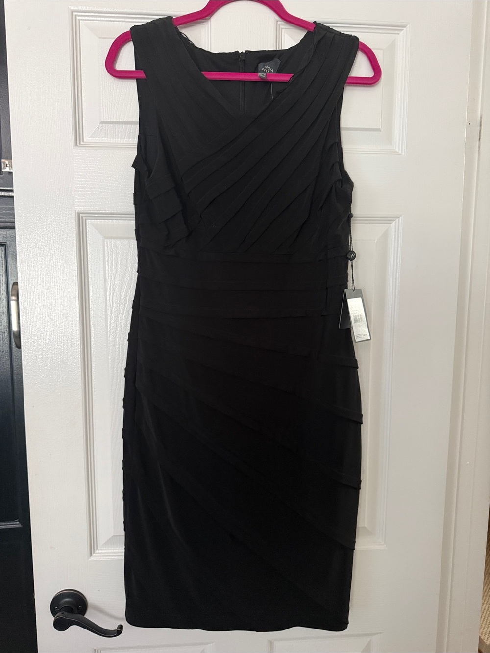 Adrianna Papell Black Layered Sheath Cocktail Dress NWT size 8